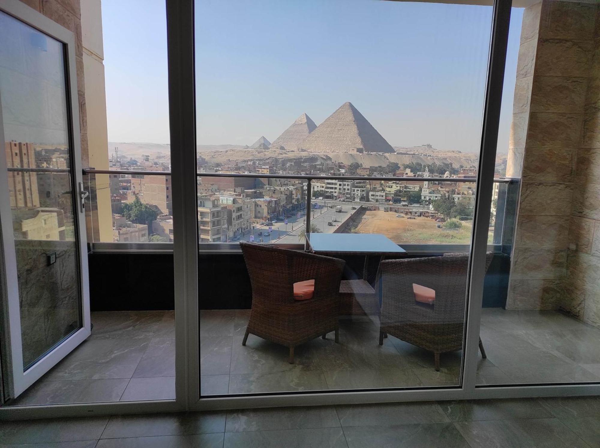 Pyramids View Suite/Vista Piramidi ไคโร ภายนอก รูปภาพ